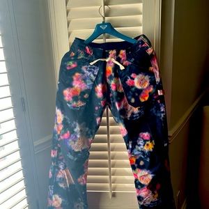 Burton snowboard woman’s pants